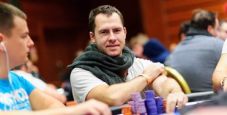 Scala colore contro poker: Dan Cates spiega in che modo ha battuto Phil Ivey