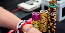 Quattro lacune che puoi colmare per migliorare il tuo poker live