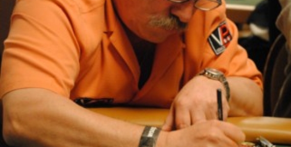Michele Limongi a caccia del braccialetto WSOP 2011 – Seguilo in Video Diretta!