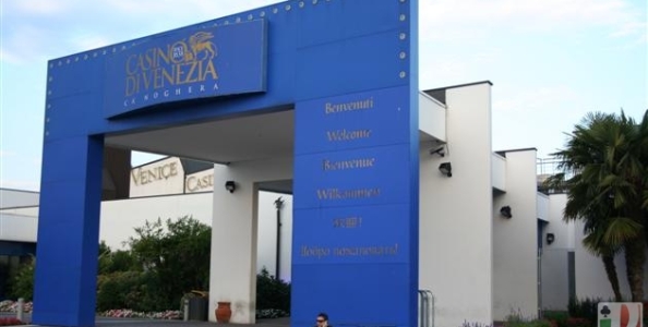 IPT Venezia Main Event Day1a – Loccarini comanda il chipcount