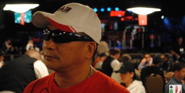 Main Wsop 2010, Oliva macina chip nel giorno di Johnny Chan