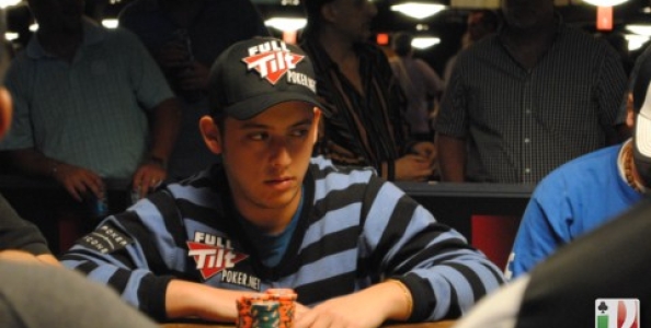 Main Wsop, Candio canta alla fortuna: “Baciami ancora”