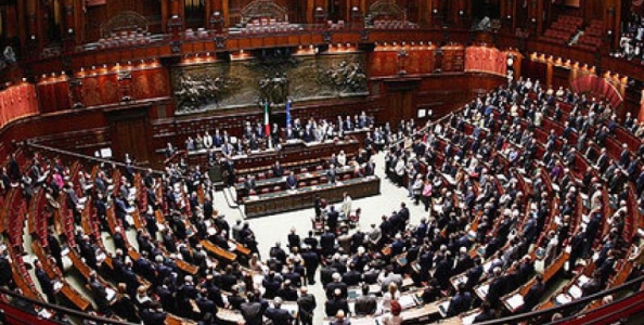 Il poker arriva in Parlamento : la Lega presenta un’interpellanza parlamentare