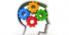 Come combattere le nostre abitudini mentali per performare nel poker