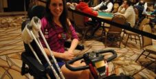 WSOP 2012 – Come si è rotta la caviglia Liv Boeree? Vanessa Rousso ne sa qualcosa?