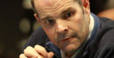 Howard Lederer OTM dal 50k Poker Players Championship: decine i Tweet di giubilo