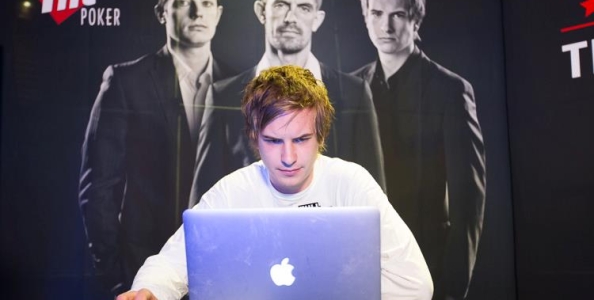 Viktor Blom non pensa alle WSOP: è lui il re degli High Stakes di questo inizio mese!