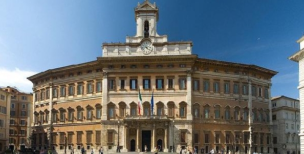 Presentati due decreti legge: prevista anche l’evasione fiscale per i circoli live!