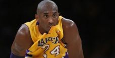 Kobe Bryant dà lo “Shuffle up and deal” alle WSOP