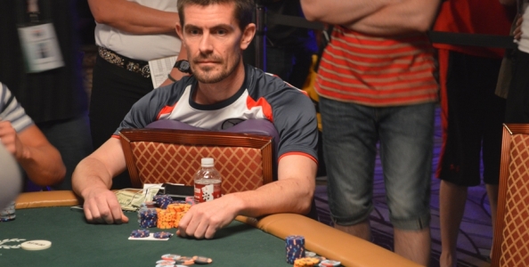 Gus Hansen azzoppato da un “giocatore scarso” nel Poker Players Championship!