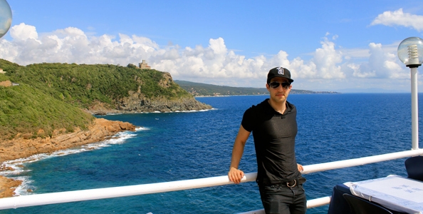 Alec Torelli sbarca sul poker cash game italiano!