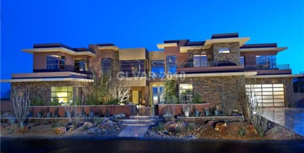 Howard Lederer mette in vendita la sua villa di Las Vegas per nove milioni di dollari!