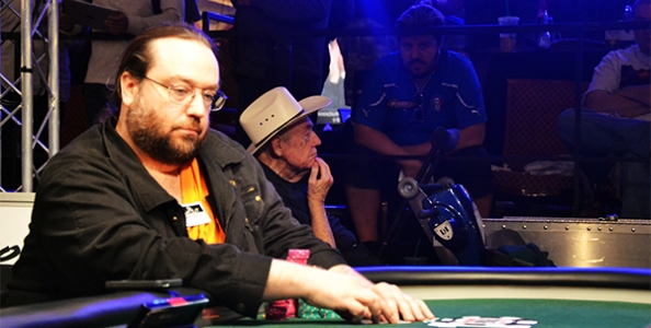 Max Pescatori tifa con Doyle Brunson per l’amico Todd: “Un peccato che abbia mancato il braccialetto!”