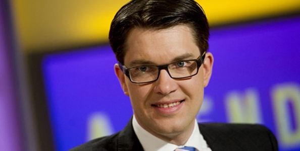 Bufera su un parlamentare svedese: “Perde mezzo milione di dollari a poker online!”