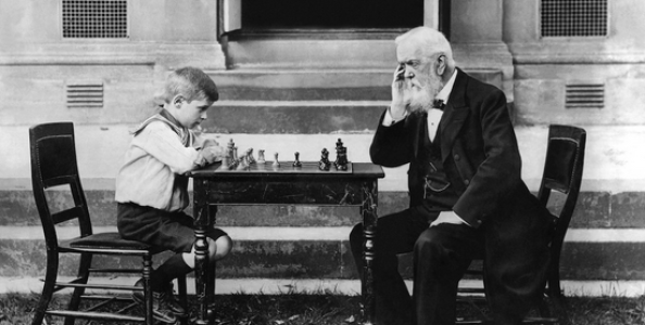 L’innovativa PokerStars ‘fonde’ poker e scacchi: a ottobre un torneo ‘misto’ sull’Isle of Man!