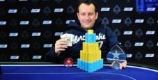 Benelli raggiante per la ‘picchetta’ EPT: “Vincere in Europa è una soddisfazione unica!”