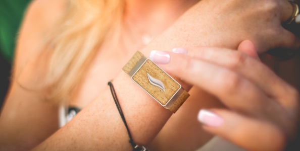 Ecco ‘WellBe’, il braccialetto tecnologico di sughero che ti aiuta a non tiltare!