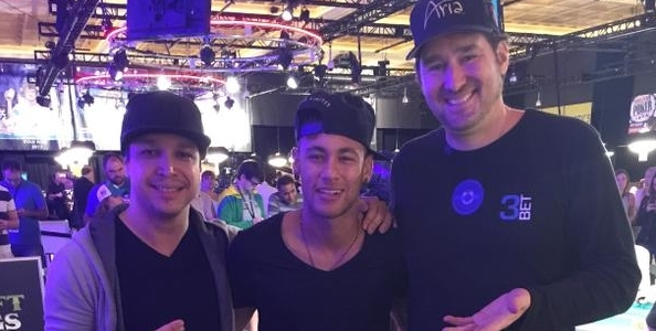 WSOP Backstage #15 – Neymar arriva al Rio, i Twitch in costume di ElkY, le derapate di Volpe