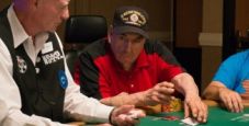 WSOP – 94 anni e non sentirli: William Wachter, secondo più anziano di sempre al Main, passa al Day 3! “