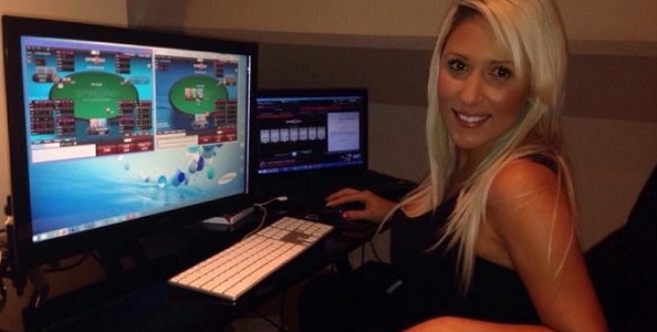 Dalla lotta contro il cancro a quella sui tavoli online: ecco la storia di Anna ‘DuckRatMe’ Duxbury!