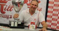 Tilt Poker Cup – Daniele Picardo alza la coppa del vincitore, sul podio anche Dellisanti e Nuvola