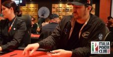 Phil Hellmuth elogia Max Pescatori: “Vincere due braccialetti quest’anno è stata una prova di forza!”