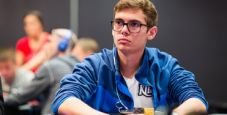Tricolore ammainato al Main Event PCA: il Day5 riparte da 19 left con Chidwick, Holz, Barer e Troyanovskiy!