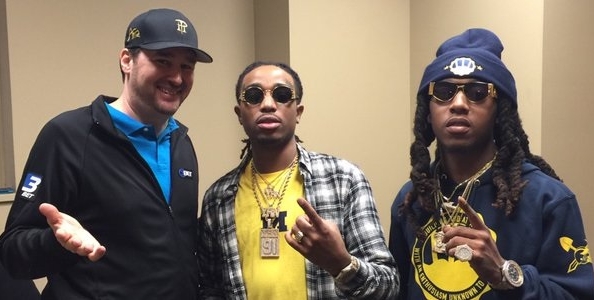 Phil Hellmuth come Paul Pogba: tutti pazzi per il rap e la dab dance