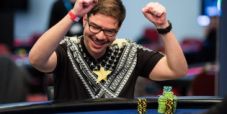 Accadde Oggi: Savinelli e il cooler da fantascienza, Kanit re alle Bahamas, Holz sbanca il WPT