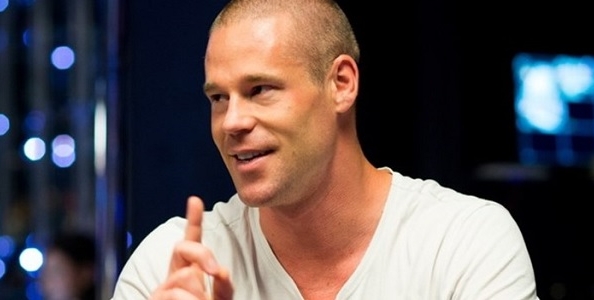 Il globetrotter Patrik Antonius ambasciatore in India!