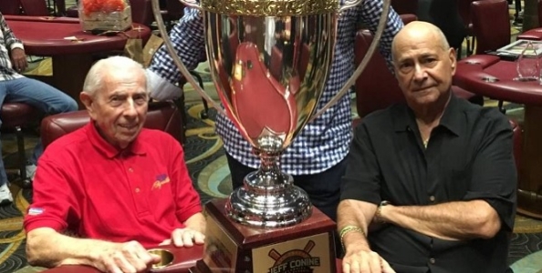 Victor Arnold vince un torneo a 97 anni suonati: “Lavoro, faccio esercizio e non porto gli occhiali”