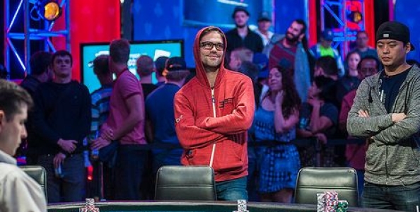 WSOP review – Il clamoroso misstep di James Obst a 14 left nel Main Event!