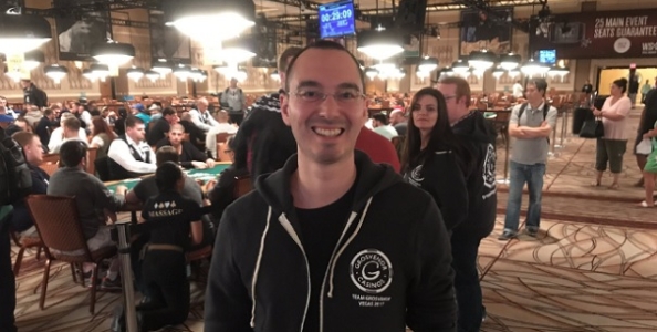WSOP Backstage #3 – I look più strani, le leggende della Bobby’s Room e i brindisi con Kassouf