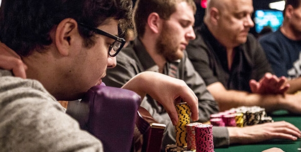 “Mi piace bullare i bulli e mangio donk a colazione!” Il siparietto di Musta al Day2C del Main Event WSOP