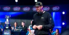 Hellmuth folda due volte trips al WPT contro Dardon e spiega: “Io non gioco come gli altri”