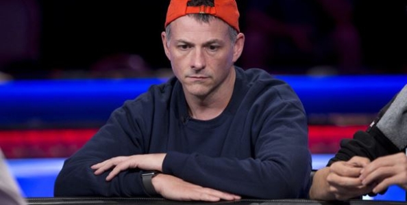 Cosa prevede un pacchetto di coaching per il torneo da un milione di dollari d’iscrizione? Le lezioni di Jonathan Little