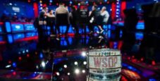 WSOP – Una mano irreale ci consegna i nove finalisti del Main Event! Cada c’è, Manion e Dyer dominano