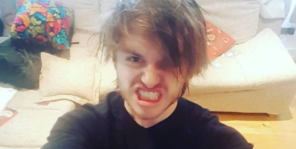 Da 50$ a 10.000$: Charlie Carrel tenta la Bankroll Challenge!