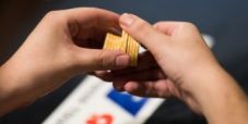 Splittare o giocare? Ecco un ruling controverso dall’EPT High Roller di Barcellona