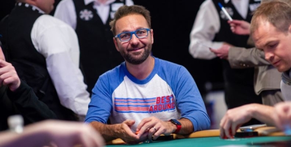 Chi di bluff ferisce, di bluff perisce! Quattro mani di Daniel Negreanu
