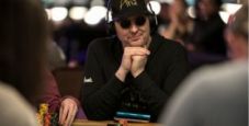 Il disastroso call che costò a Phil Hellmuth il quinto posto al tavolo finale online delle WSOP 2019
