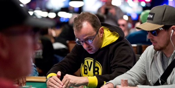 La giornata da bomber di Riccardo Trevisani ai Campionati del Mondo di Poker: il racconto da Las Vegas