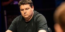 La pessima giornata di Deeb alle WSOP: folda scala a tre left e saluta il quinto braccialetto