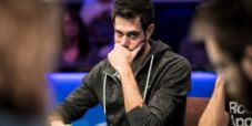 Nick Schulman silurato dal commento delle WSOP per una infelice battuta sul Main Event