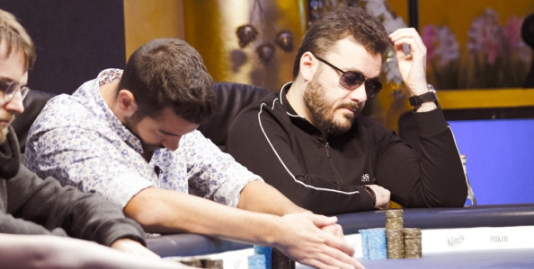 Anthony Zinno sui randomizzatori nel poker live: Tutto uno show, molte decisioni sono obbligate