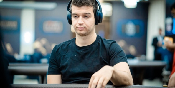 Michael Addamo chipleader al Tavolo Finale del 100K Millions SHRS Sochi, ci sono anche Mateos, Eibinger e Ben Heath!