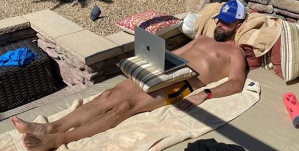 La giornata tipo in quarantena di Daniel Negreanu