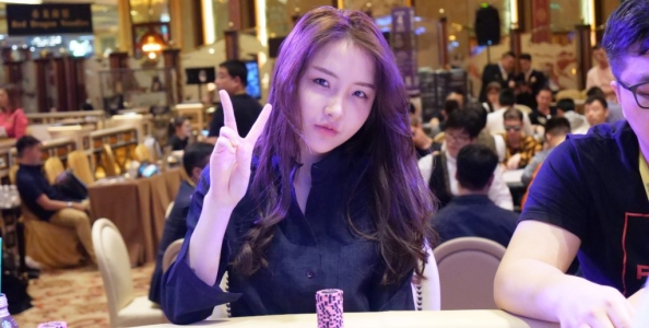 Chi è Wenling Gao, la 25enne cinese che al Main Event WSOP ha infranto i record rosa del poker