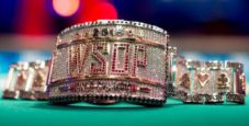 WSOP 2021 chiude ai no vax: potranno partecipare solo i vaccinati, il regolamento