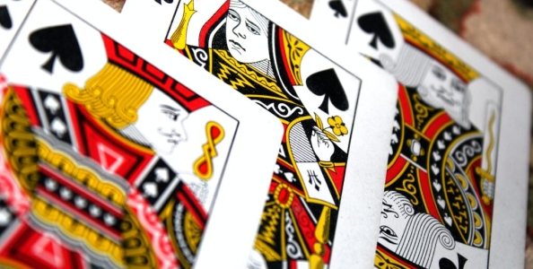 Kuhn Poker, la variante ultra semplificata per studiare la GTO